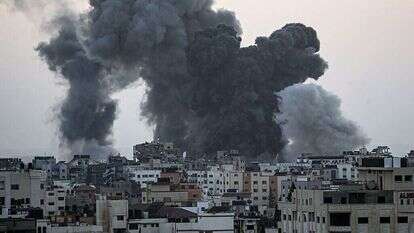 עזה אחרי תקיפה של חיל האוויר. | EPA