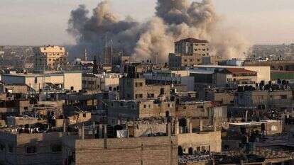 חיל האוויר מפציץ בצפון רצועת עזה, היום. | AFP חיל האוויר מפציץ בצפון רצועת עזה, היום. | AFP