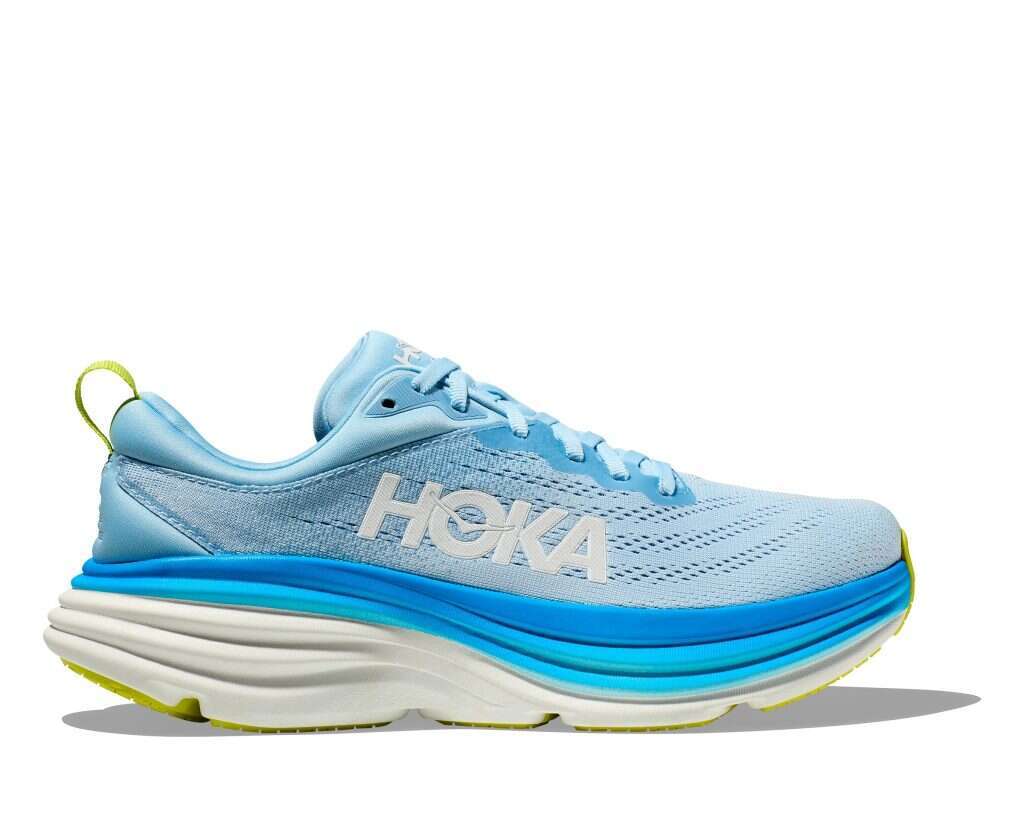 מבצעי נובמבר ב-HOKA. דגם BONDI 8. מחיר לפני הנחה 749.90 ש"ח, מחיר לאחר הנחה 525 ש"ח. | יח"צ HOKA