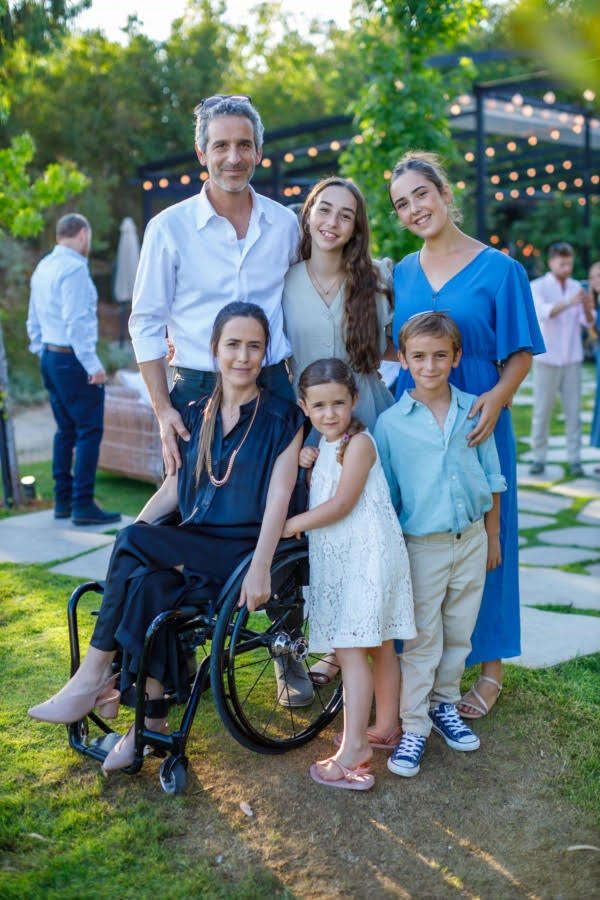 "הרגשתי שאני צריכה את הכוח מהם והם צריכים את הכוח ממני". משפחת ארליכמן. | אליהו ינאי, באדיבות המשפחה