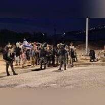 חסימת כביש בשומרון, הלילה