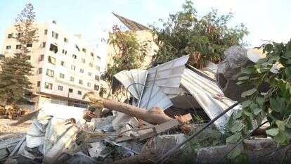 בית החולים רנתיסי בעזה, שבו הוחזקו חטופים ישראלים. | דו"צ