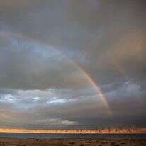 קשת בענן בשמיים מעוננים. | נועם רבקין פנטון/פלאש90