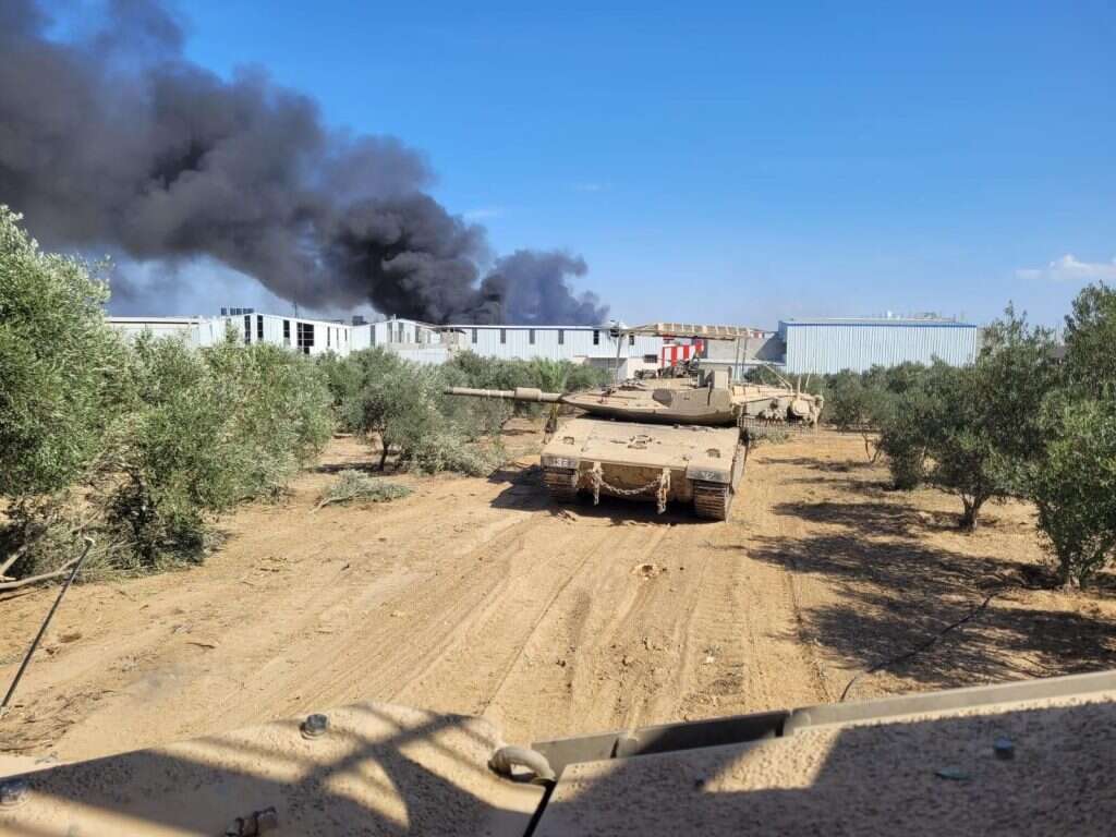 חטיבה 7 לוחמת בצפון רצועת עזה. | נועם אמיר חטיבה 7 לוחמת בצפון רצועת עזה. | נועם אמיר