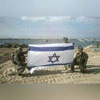 כוחות צה״ל במהלך ההשתלטות על המעגן המרכזי ברצועת עזה. | דובר צה"ל