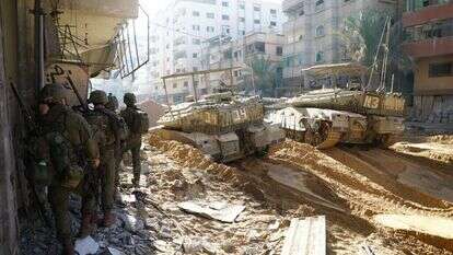 לוחמי חיר ושריון בעזה. | דו"צ