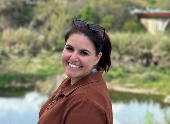 אריאלה בילוט. | עצמי