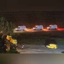 הסעת חטופים באמבולנסים לבית החולים וולפסון. יוסי אלוני  פלאש 90