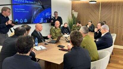 אילון מאסק עם נתניהו בכנסת