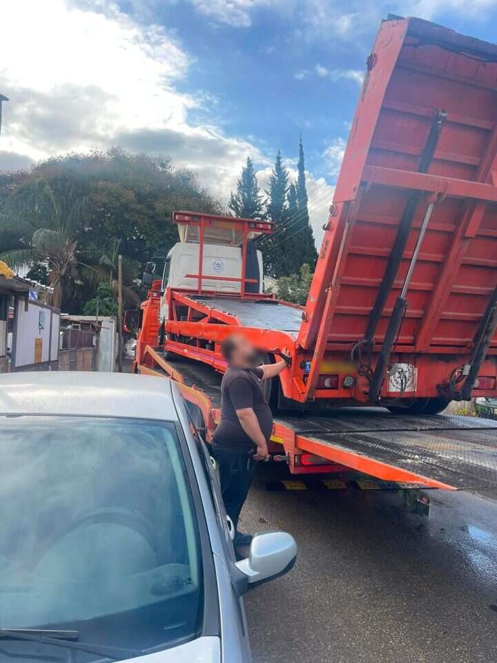 משאית גרר מוחרמת. | דוברות משטרת ישראל