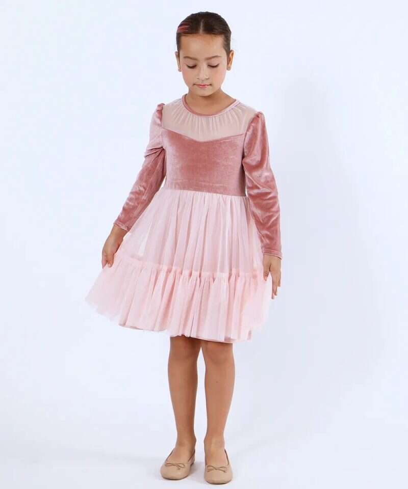 שמלה חגיגית של לילי רוז. | יח"צ