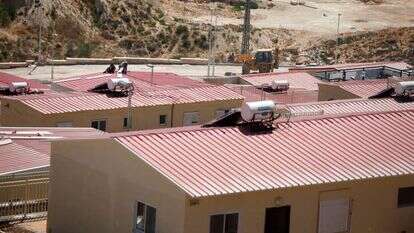 קראווילות, אילוסטרציה. | ליאור מזרחי, פלאש 90