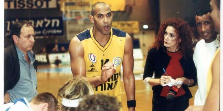 "כששמעתי מה קרה אצלכם, פשוט נשבר לי הלב". אנדרו קנדי. | דני מרון - מעריב