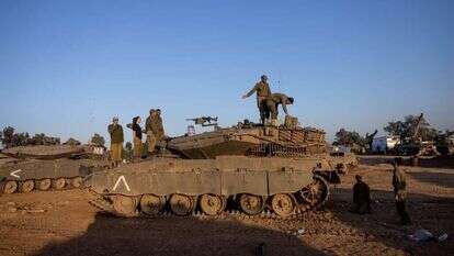 מכינים הפתעות בשדה הקרב. כוחות שריון בשטח כינוס, השבוע. | חיים גולדברג, פלאש 90