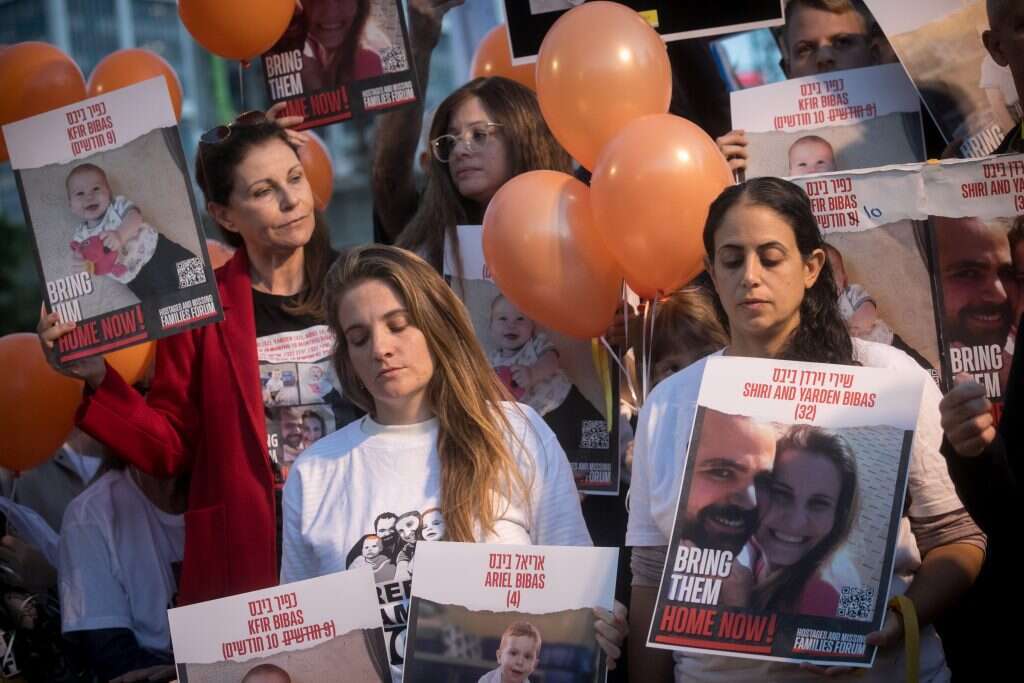 עצרת לשחרור משפחת ביבס בתל אביב ב-28.11.23. | מרים אלסטר, פלאש 90