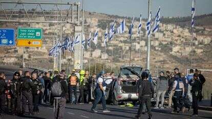 זירת הפיגוע בכניסה לירושלים. | חיים גולדברג, פלאש 90