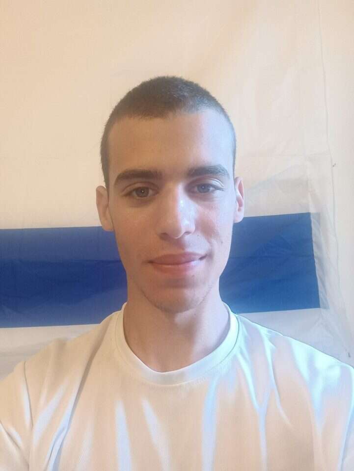 אלעד ברגר, בוגר ביה"ס, מחזור ב'. | באדיבות המצולם