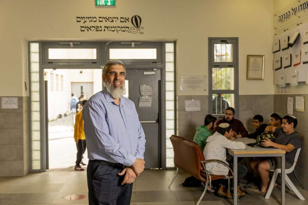 הרב אבי יפרח. | נעמה שטרן