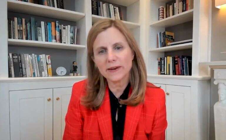 נשיאת אוניברסיטת פנסילבניה, ליז מגיל. | מסך מתוך חשבון הטוויטר של האוניברסיטה