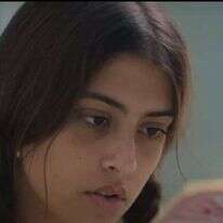 ה | מסך מתוך הטריילר של הסרט "פארחה" שיעלה לנטפליקס ה | מסך מתוך הטריילר של הסרט "פארחה" שיעלה לנטפליקס