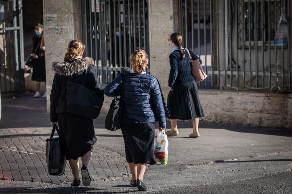 תלמידות חרדיות בירושלים. | יונתן זינדל, פלאש 90