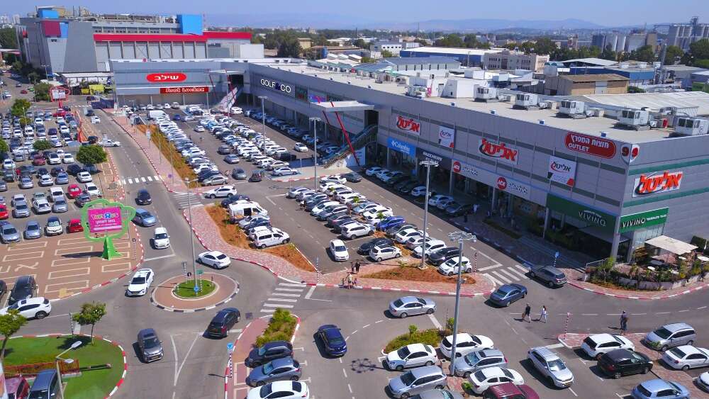 מתחם חוצות המפרץ אאוטלט. | אלכס דרור