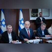 ראש הממשלה נתניהו ושר המשפטים יריב לוין בישיבת ממשלה. | יונתן זינדל, פלאש 90