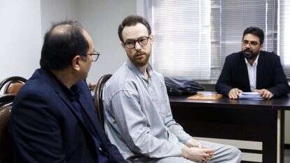 יוהאן פלודרוס בבית המשפט בטהרן, אתמול. | Amir Abbas Ghasemi/Mizan News Agency via AP