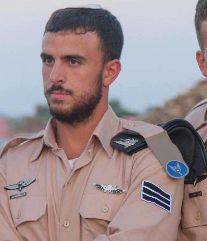 סגן נתנאל מנחם איתן ז"ל. | מתוך את צה"ל