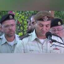 אלוף יניב עשור בהלוויתו של אל"מ יצחק בן בשט ז"ל. | מסך מתוך שידור בערוץ 14