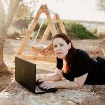 שלומית אשר. | עדי ברוך