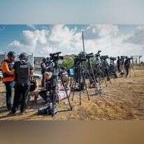 נתי שוחט, פלאש 90