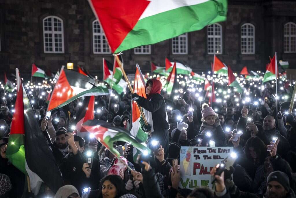 "הם לא מבינים עד כמה חשוב קיומה של מדינת ישראל, לא רק ליהודים". הפגנה פרו־פלסטינית בדנמרק. | אי.פי.איי