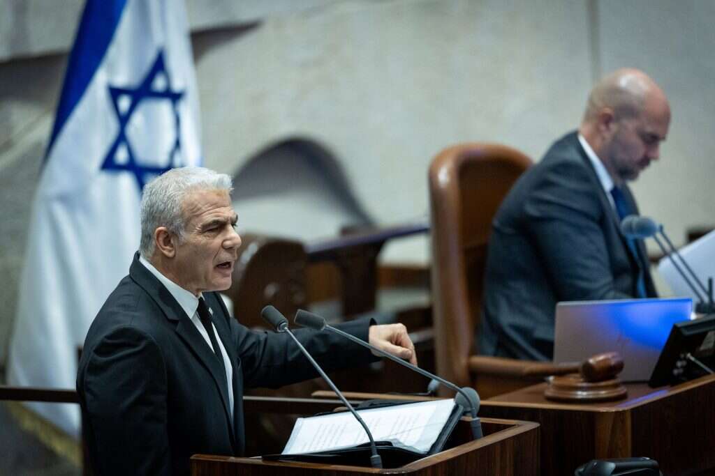 ראש האופוזיציה יאיר לפיד | יונתן זינדל, פלאש 90 ראש האופוזיציה יאיר לפיד | יונתן זינדל, פלאש 90