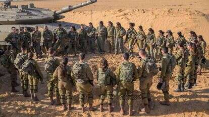 לוחמי ולוחמות שריון. | דו"צ לוחמי ולוחמות שריון. | דו"צ