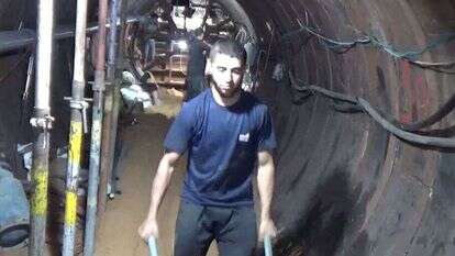 תיעוד בניית מנהרת טרור. | מסך מתוך סרטון שהוציא דו"צ