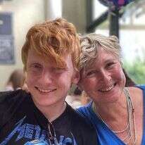 יותם חיים ואמו איריס. | באדיבות המשפחה