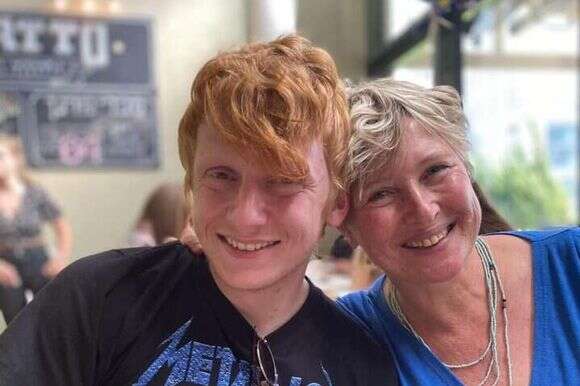 יותם חיים ואמו איריס. | באדיבות המשפחה