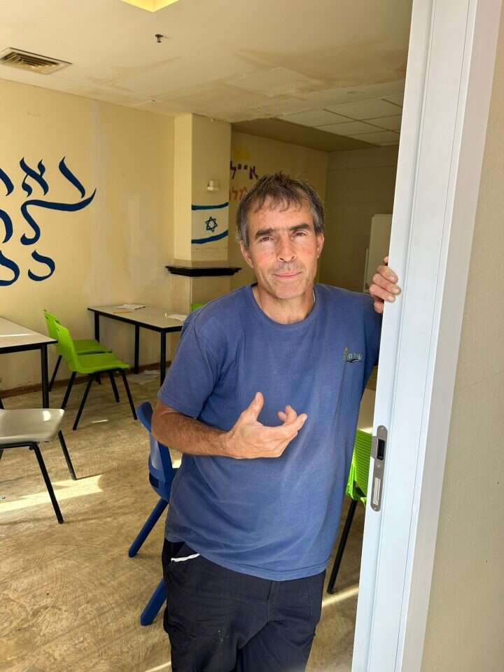 דוד דביר. | ישי הולנדר