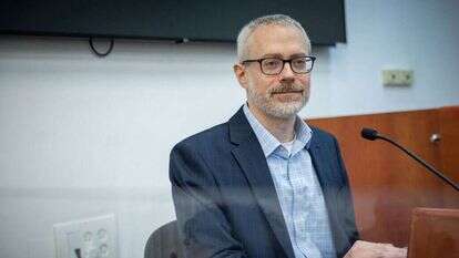 ברץ בעדותו. | יונתן זינדל, פלאש 90