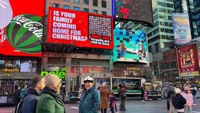 קמפיין למען החטופים בכיכר טיימס במנהטן, חורף 24'. | לפ"מ קמפיין למען החטופים בכיכר טיימס במנהטן, חורף 24'. | לפ"מ