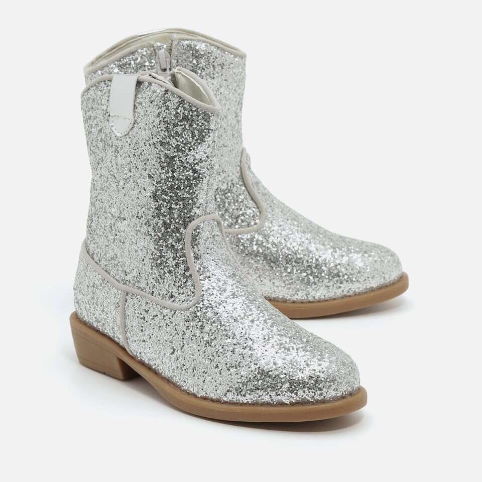 מגפי בוקרים מנצנצים לילדות מבית רשת TOGO. | עמירם בן ישי