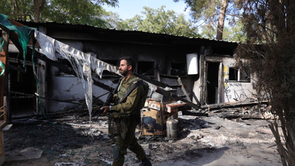 ההריסות בניר־עוז. | אי.פי.איי