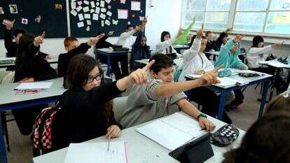 תלמידים בבית הספר אורט בבת ים. | משה שי, פלאש 90