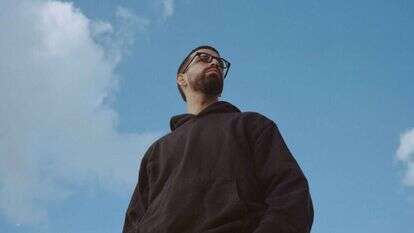 חנן בן ארי. | עמית אלקיים