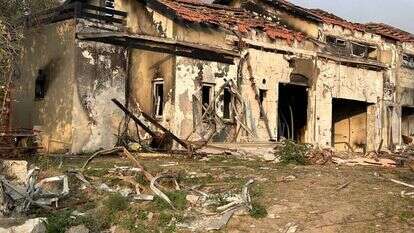 בית הרוס בבארי. | אורלי גולדקלנג