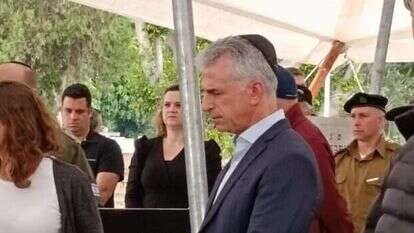 ראש המוסד דדי ברנע בהלווייתו של ראש המוסד לשעבר צבי זמיר. | מאיה פולק