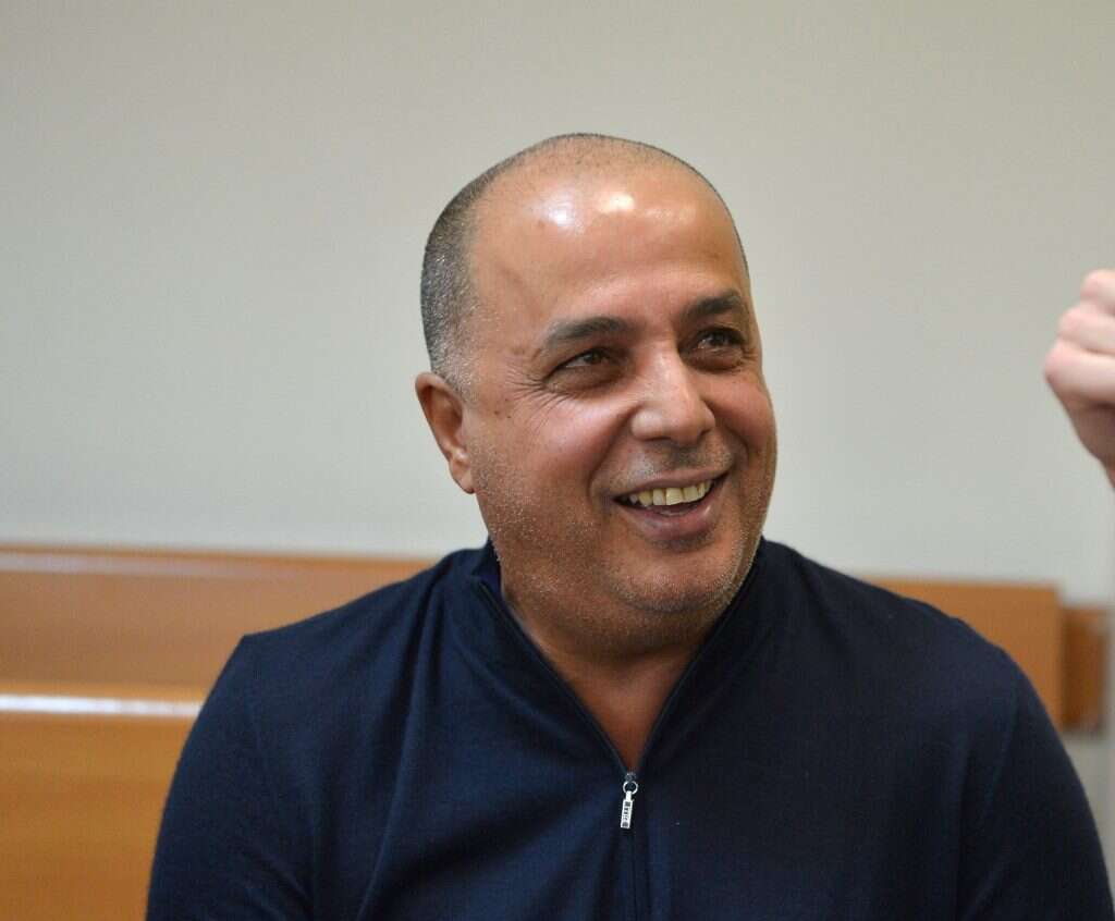 העזיבה לא השפיעה על אחדות המשפחה. עמוס לוזון. | י