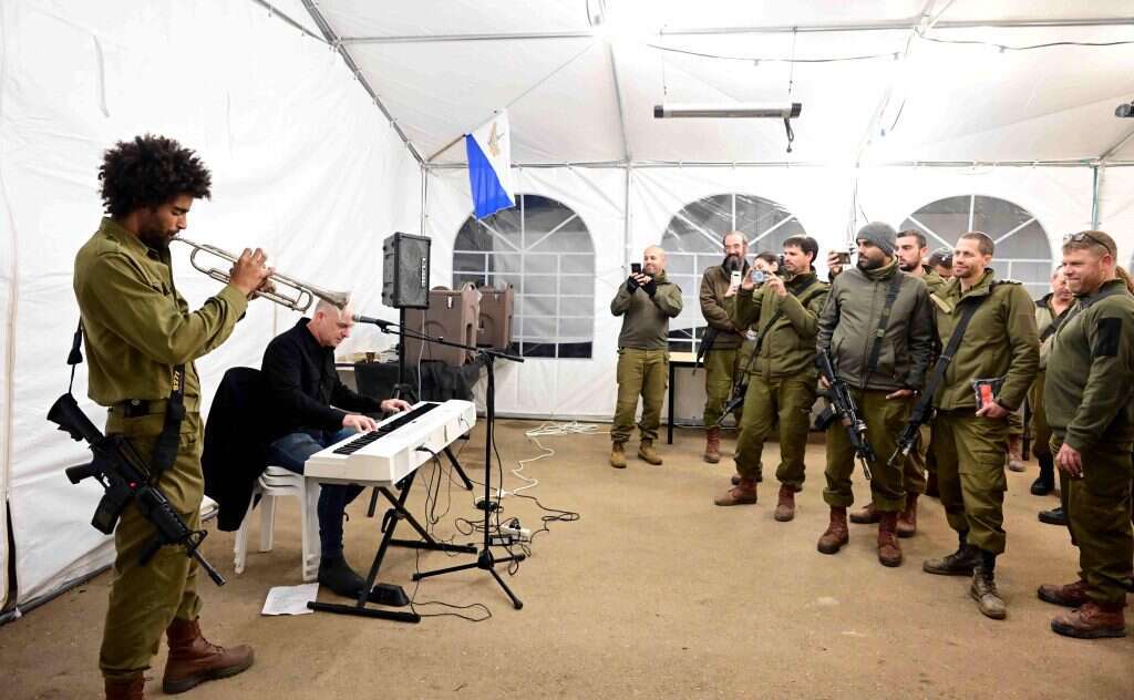 זאפה חווארה: אריאל הורוביץ במסע שירי מלחמה