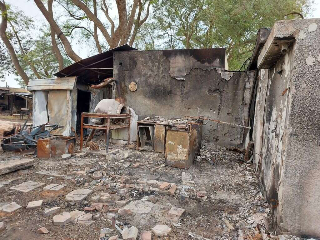 בית שרוף בניר עוז. | בעז זלמנוביץ